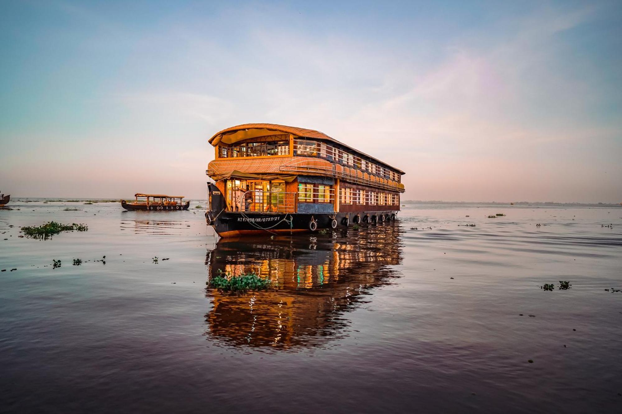 Venice Premium Houseboats Alleppey Alappuzha Exteriér fotografie